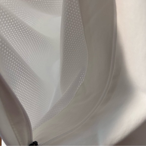 Nike Repel Lightweight White TEAM Short Sleeve 1/4 Zip Pullover Royal Blue “A” - Picture 6 of 14